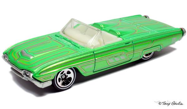 1963 T-Bird - Treasure Hunts toy car collectible - Main Image 2