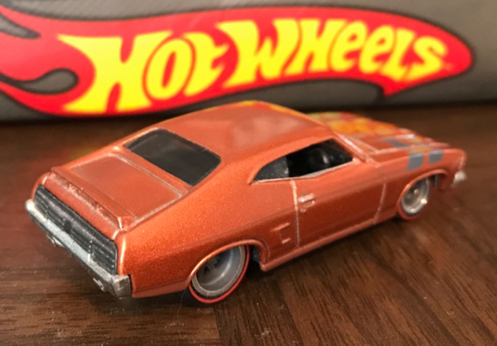 73 Falcon XB - HW Garage toy car collectible - Main Image 2