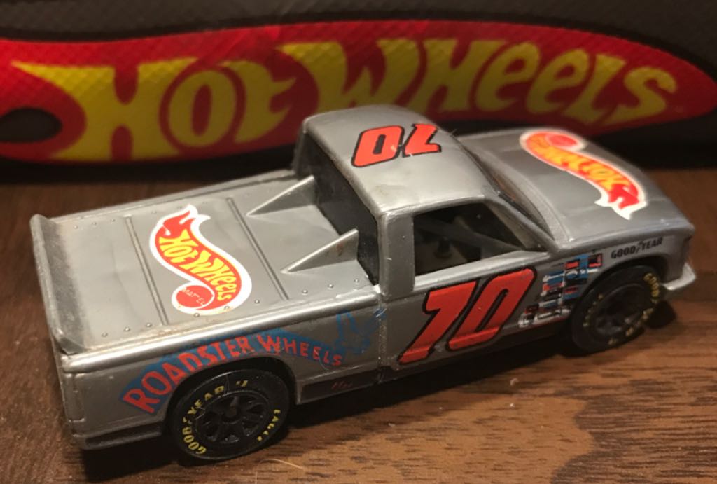 Chevy 1500 - 1996 First Editions toy car collectible - Main Image 2