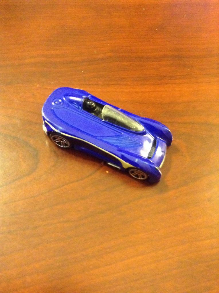 Monoposto - Mystery Car toy car collectible - Main Image 2