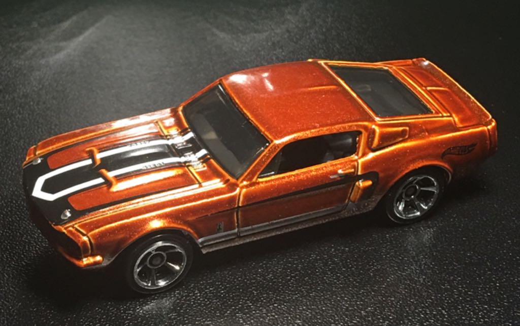 Ford Mustang Shelby GT-500 - 2010 HW Premiere toy car collectible - Main Image 2