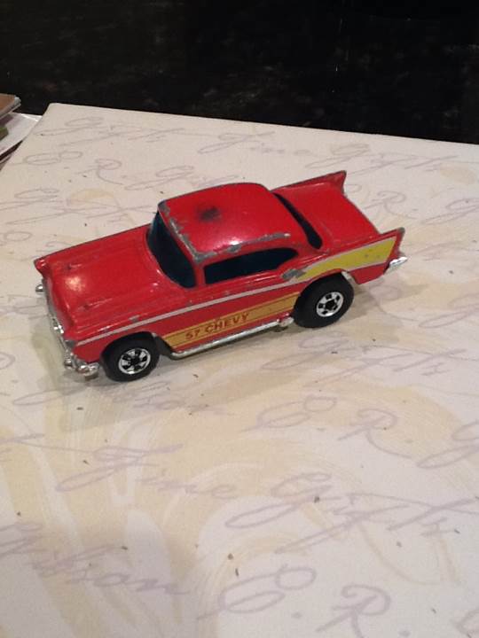 Chevy ’57, Red - 1983 Hot Wheels toy car collectible - Main Image 2