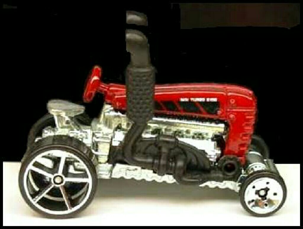 Dragtor - 2024-HW METRO toy car collectible - Main Image 2