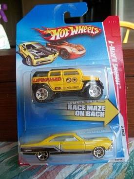 Lifeguard Hummer Hotwheel  toy car collectible - Main Image 1