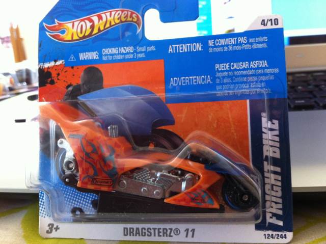 Fright Bike - 2011 - HW Dragsterz toy car collectible - Main Image 2