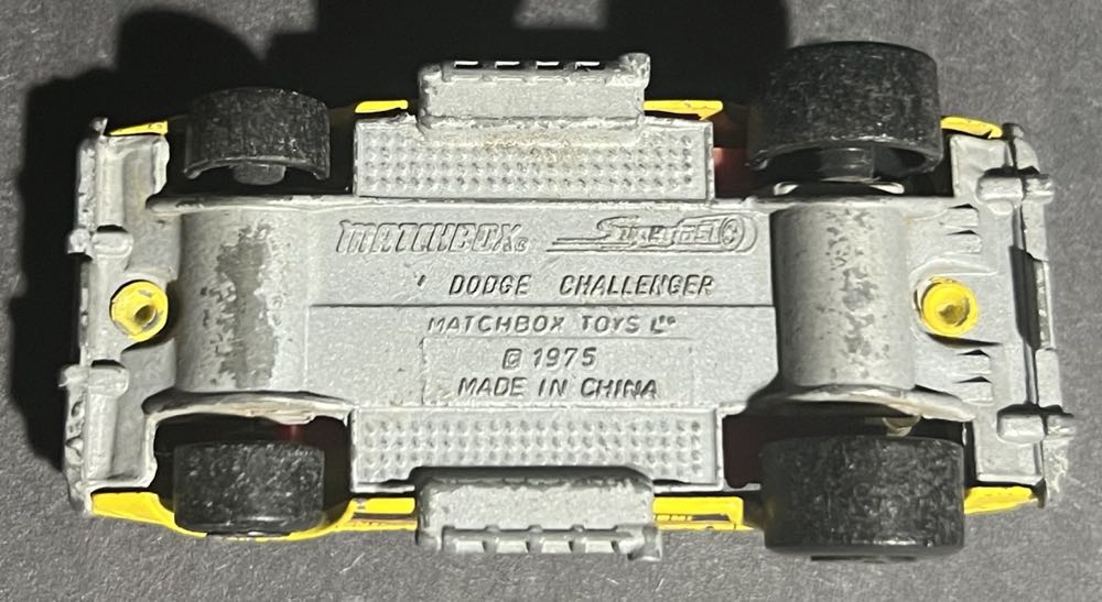 ‘74 Dodge Challenger - MBX Superfast toy car collectible - Main Image 3