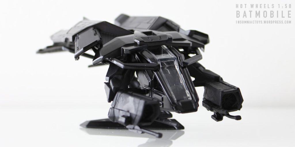 Batman The Dark Knight Rises The Bat - Batman Series 1:50 Scale toy car collectible [Barcode 027084900880] - Main Image 1