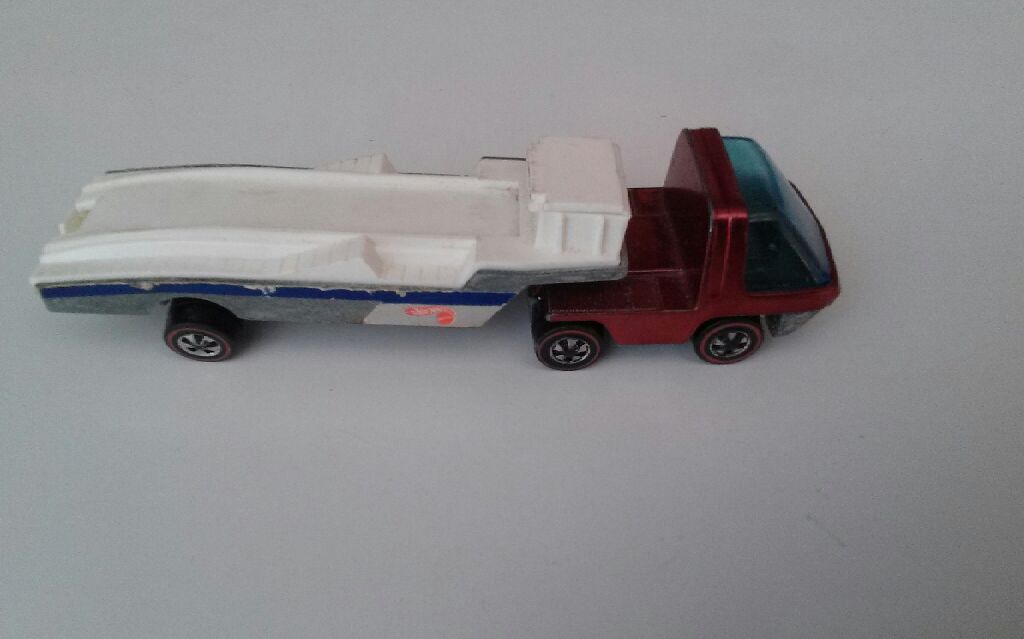 Racer Rig - The Heavyweights toy car collectible - Main Image 2