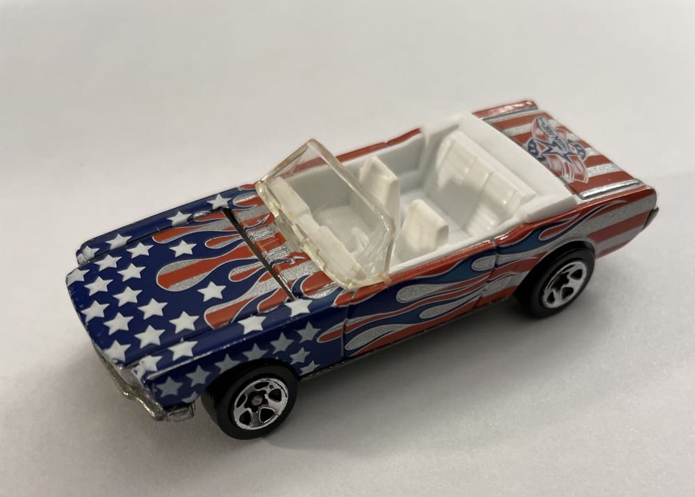’65 Mustang Convertible - Star Spangled - Series 2 toy car collectible - Main Image 3