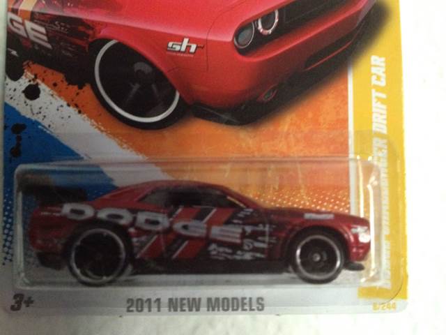 Challenger Drift Car - HW New Models toy car collectible - Main Image 2