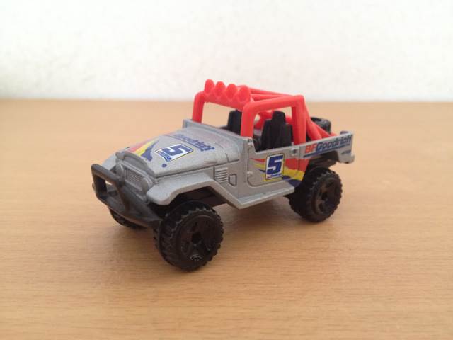 Toyota Land Cruiser FJ40 - 2011 - HW Performance toy car collectible - Main Image 2