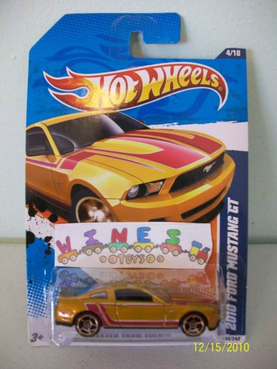 2010 Ford Mustang GT - HW Faster Than Ever toy car collectible [Barcode 027084944266] - Main Image 2