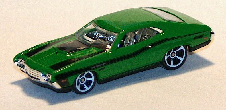 Ford Gran Torino Sport - Muscle Mania - Ford ’12 toy car collectible - Main Image 2