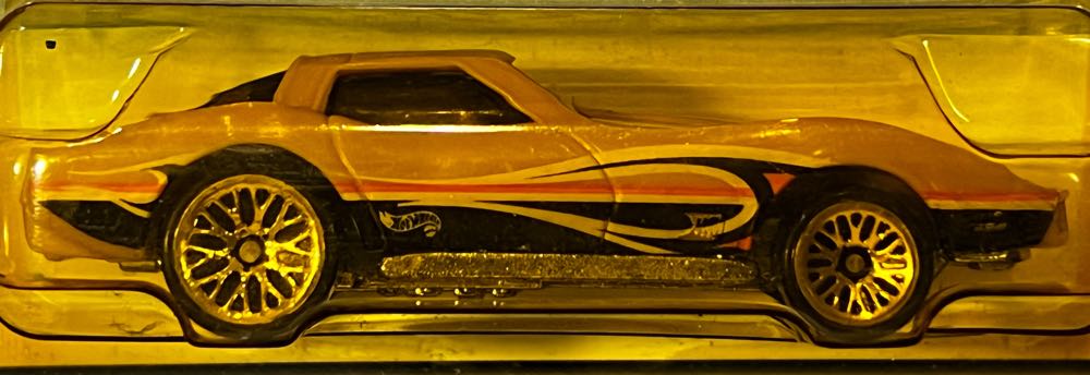 Corvette Stingray toy car collectible - Main Image 2