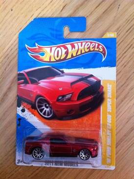 Ford Shelby GT-500 Super Snake 10’ - 2011 New Models toy car collectible [Barcode 027084944273] - Main Image 1