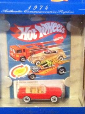 Rodger Dodger/’65 Mustang Convertible - Hot Wheels 30 Years toy car collectible - Main Image 1
