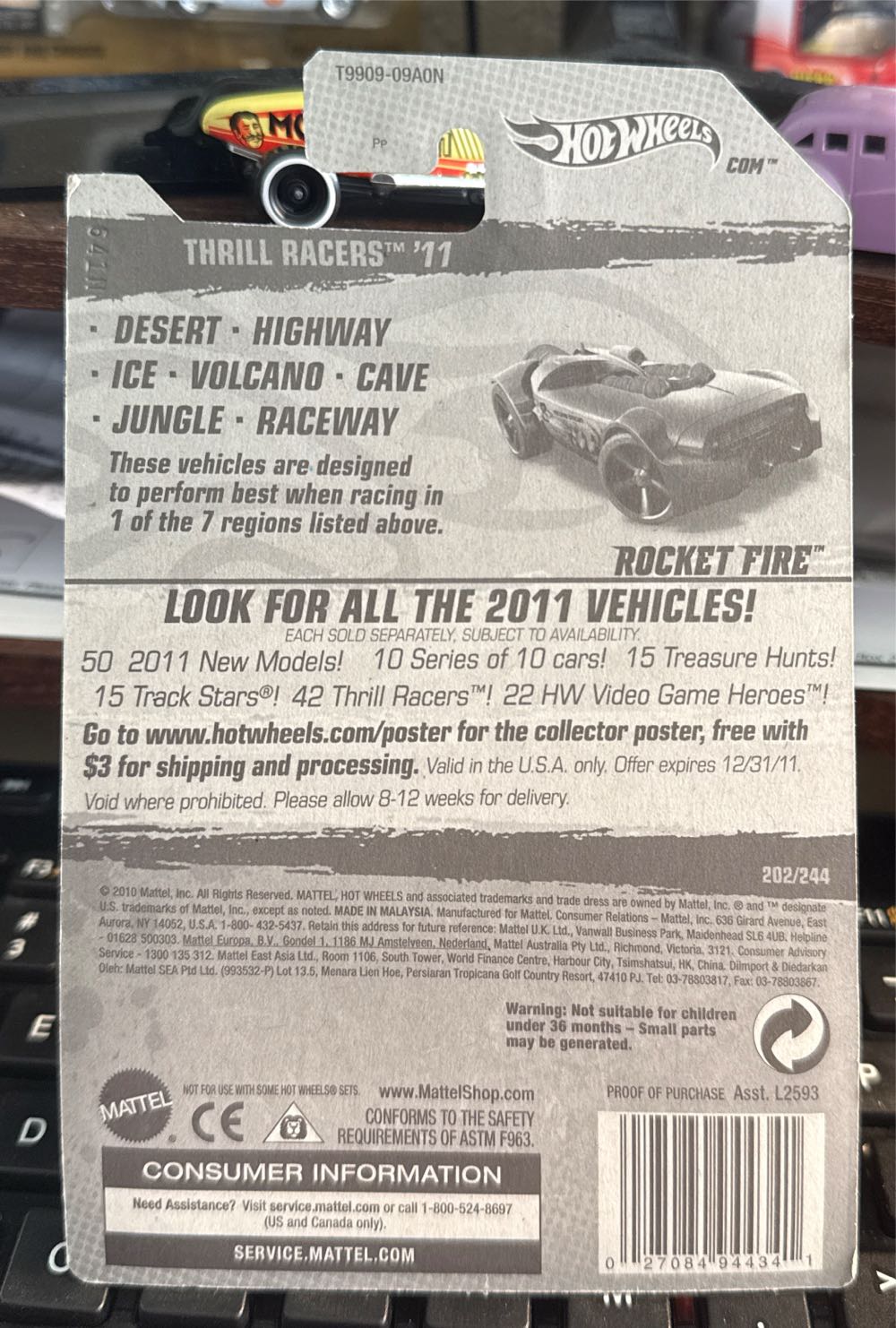 Rocket Fire - Thrill Racers Volcano 2011 toy car collectible - Main Image 3