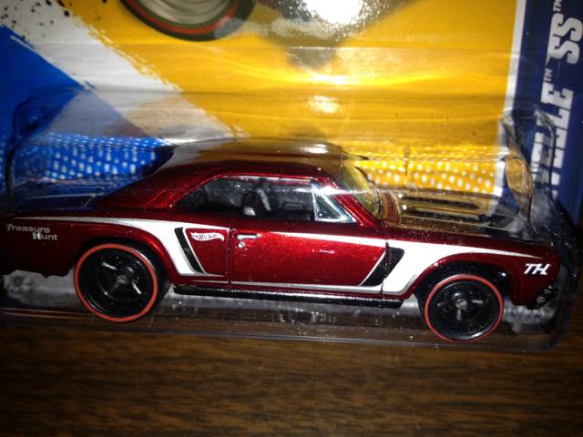 ‘67 Chevelle SS 396 - 2012 - HW Muscle Mania - GM toy car collectible - Main Image 2