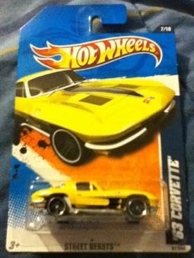 63 Corvette - Street Beasts toy car collectible [Barcode 027084944297] - Main Image 1