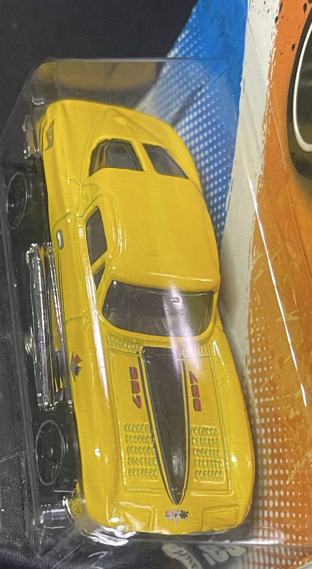 Corvette ‘1963 - Street Beasts toy car collectible [Barcode 027084944297] - Main Image 3