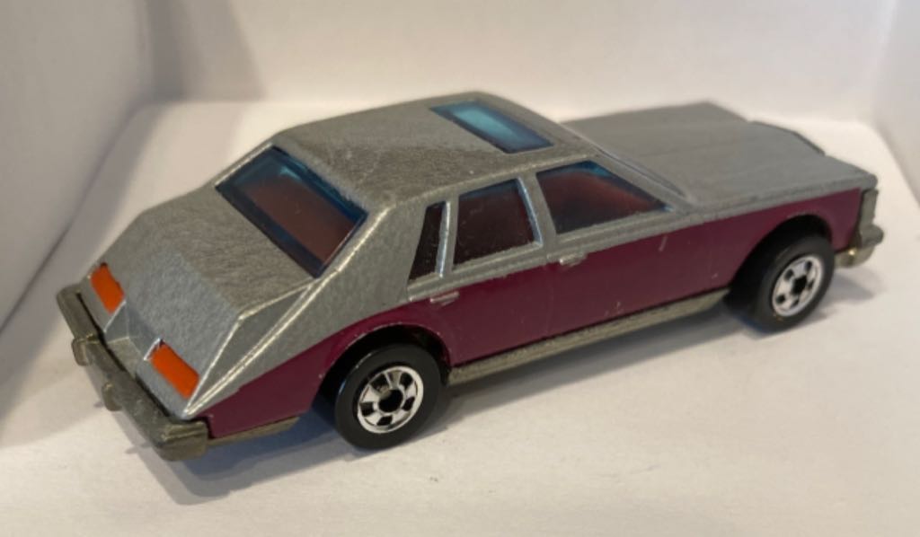 Cadillac Seville - None toy car collectible - Main Image 2