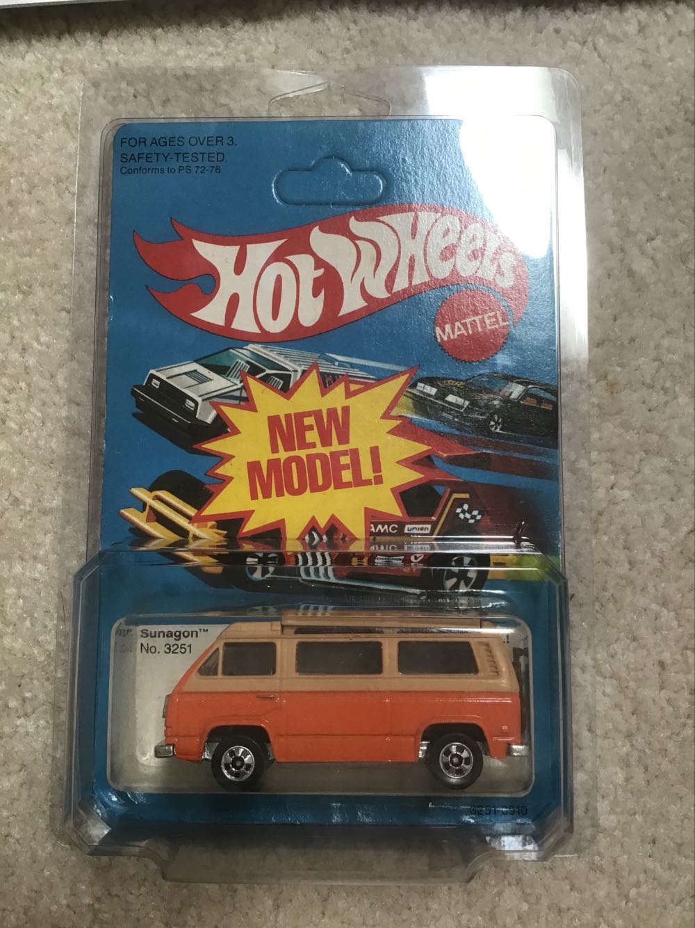 Volkswagen Sunagon - 1982 Hot Wheels toy car collectible - Main Image 3