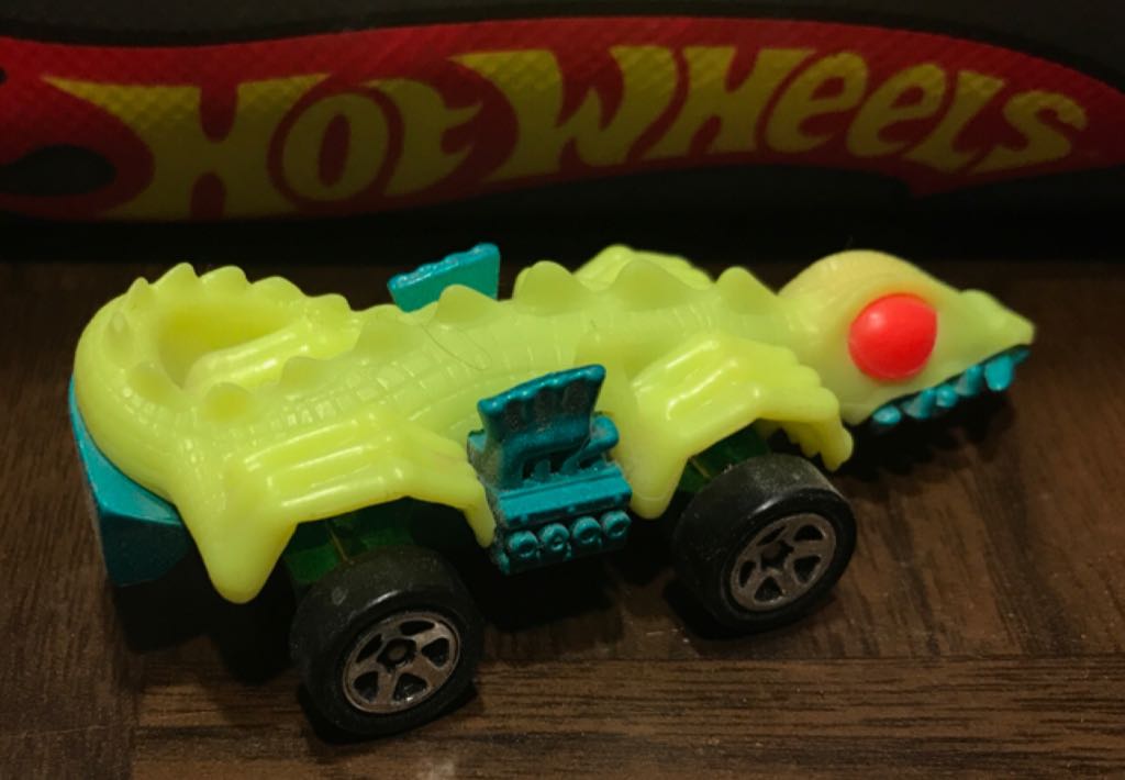 Dragon Wagon - . toy car collectible - Main Image 2