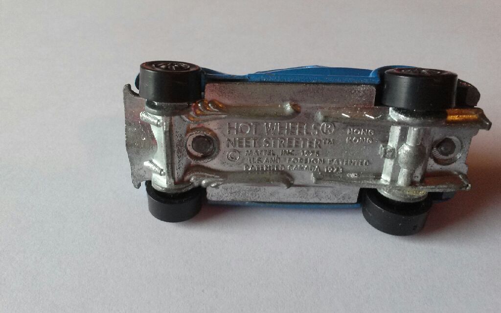 Neet Streeter - Flying Colors toy car collectible - Main Image 2