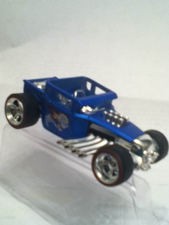 Bone Shaker - 2009 Larry’s Garage Real Riders toy car collectible - Main Image 2
