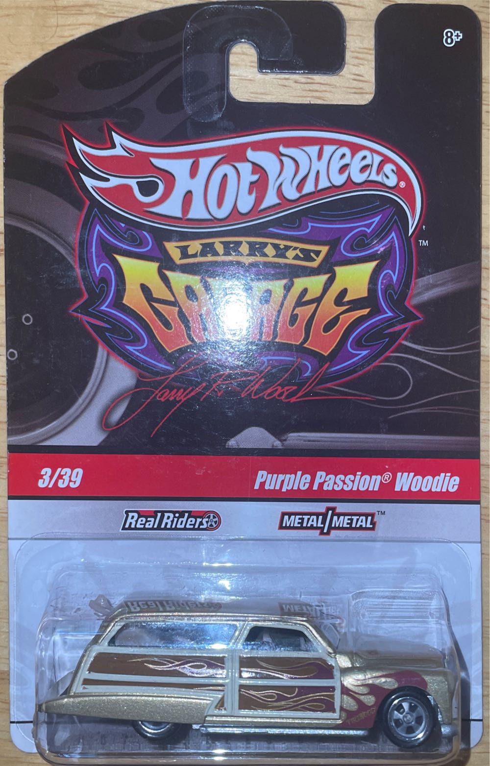 Purple Passion Woodie - Hot Wheels Garage Larry’s toy car collectible - Main Image 2