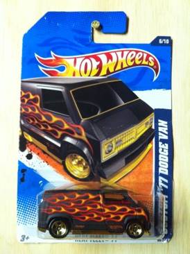 Custom ’77 Dodge Van