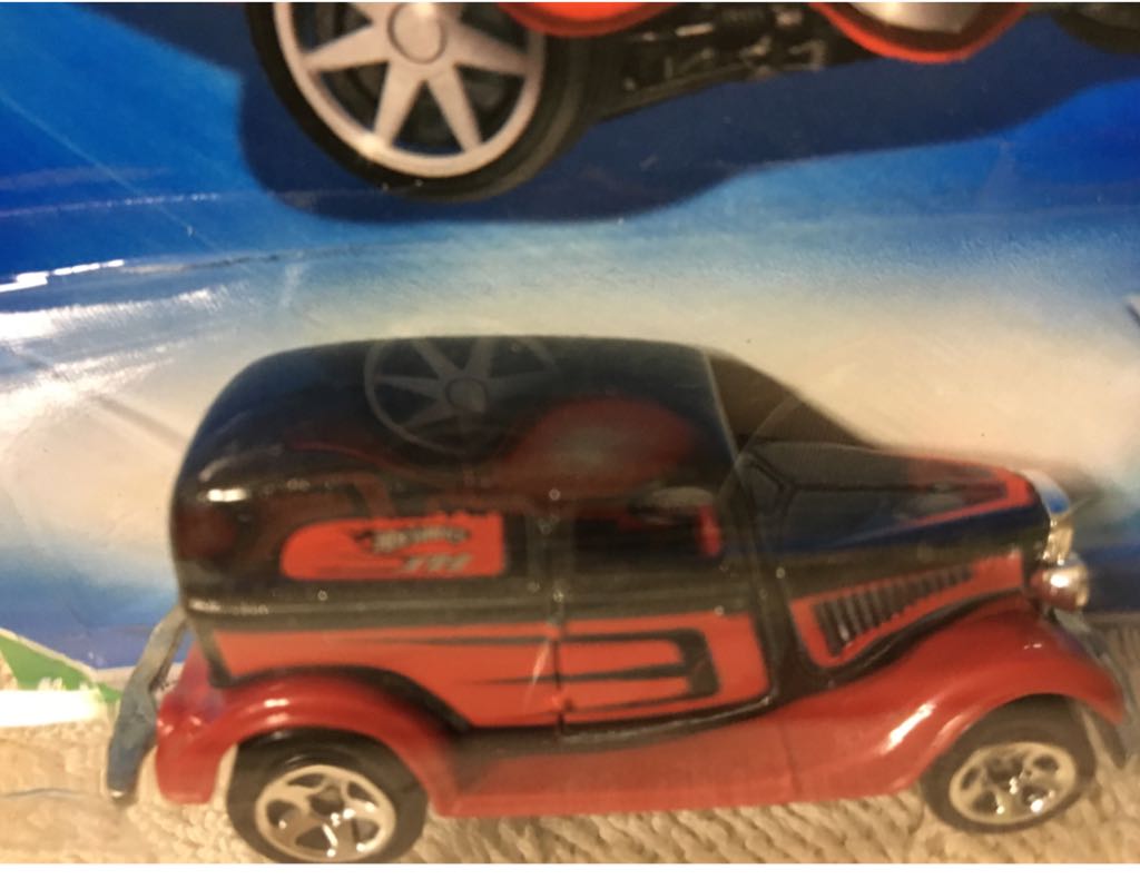P2356 - 2009 Treasure Hunt Series toy car collectible - Main Image 2