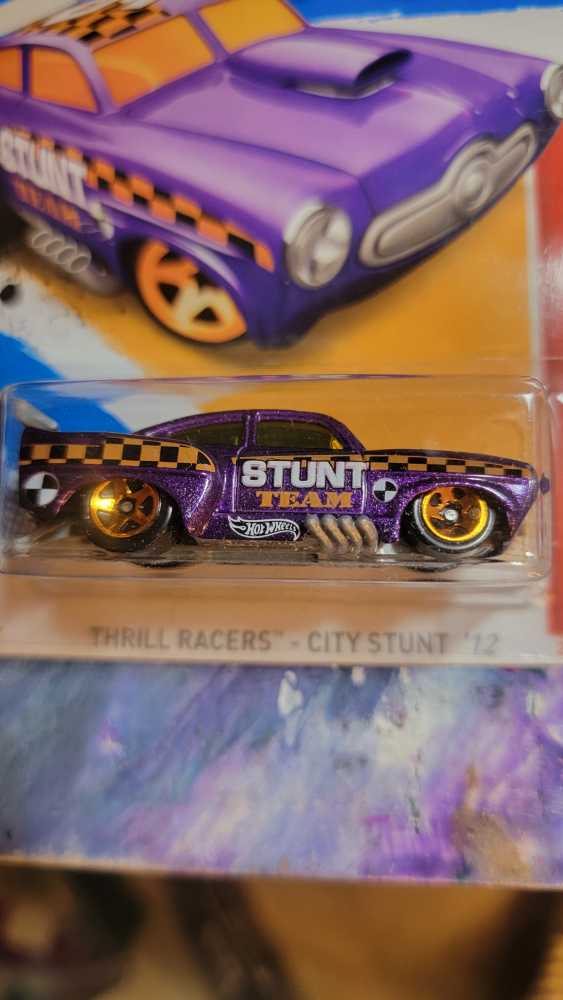 Jaded - 2011 Thrill Racers (valcano) toy car collectible - Main Image 2