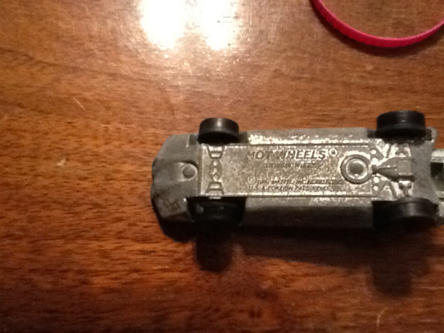 Swingin’ Wing  toy car collectible - Main Image 2