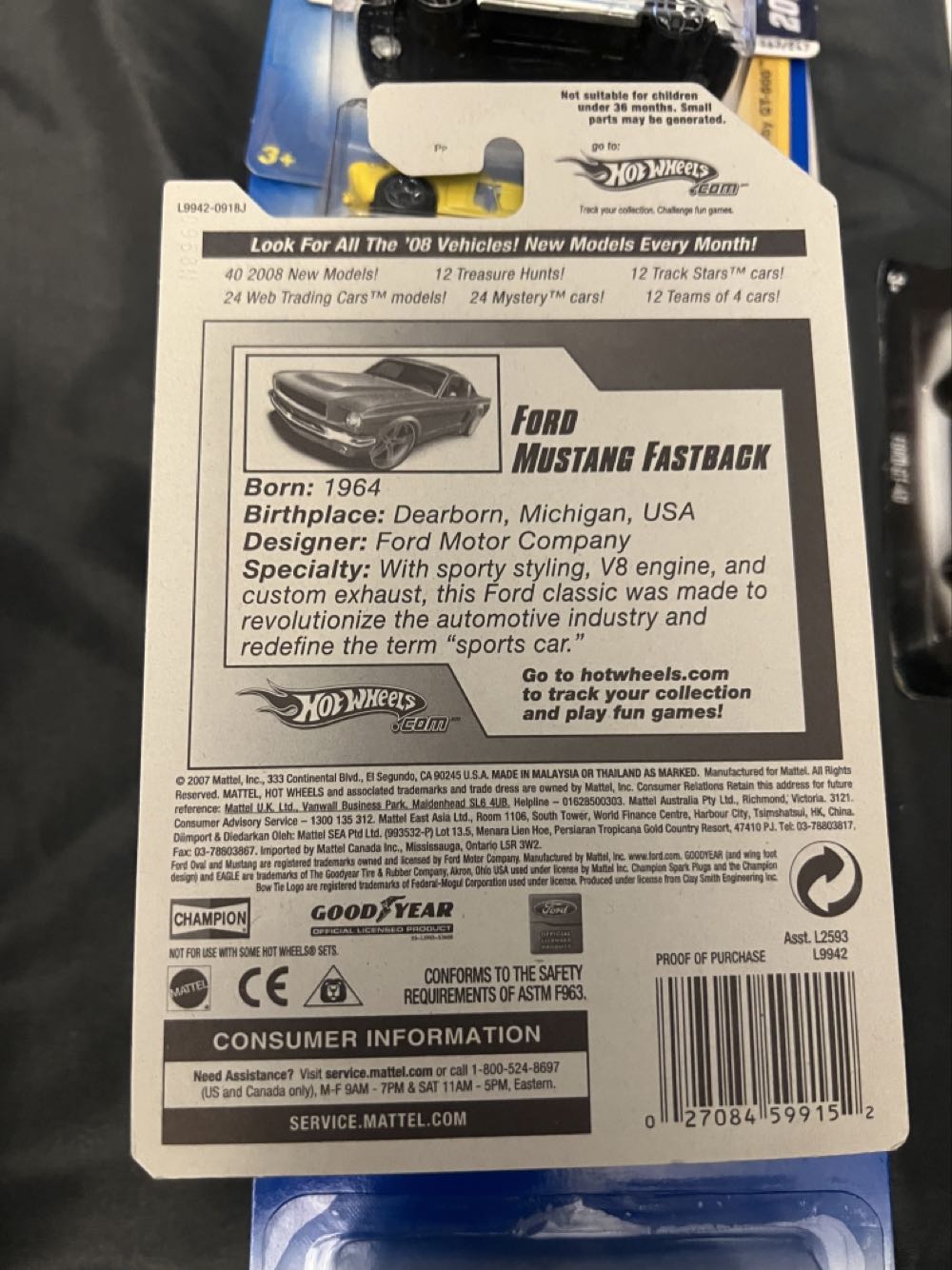 Ford Mustang Fastback Red - New Models toy car collectible - Main Image 4