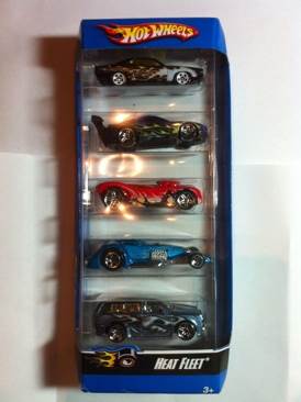 Hot Wheels 5-pack Nissan - 1:64 Scale - 5 Packs toy car collectible [Barcode 074299018060] - Main Image 1