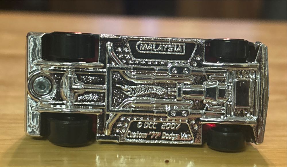 Custom ‘77 Dodge Van (Loose) - Mainline toy car collectible - Main Image 4