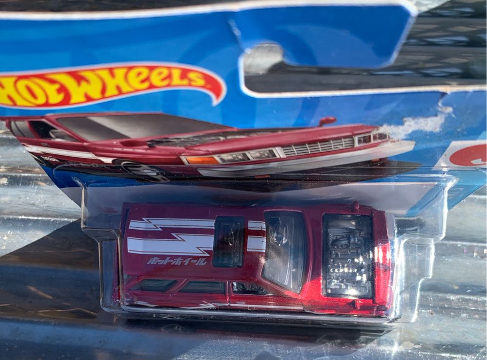 RODGER DODGER - Hot Wheels Let’s Race toy car collectible [Barcode 074299057854] - Main Image 4