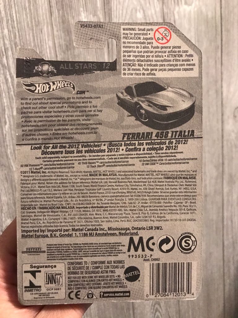 Ferrari 458 Italia - HW All Stars toy car collectible - Main Image 2