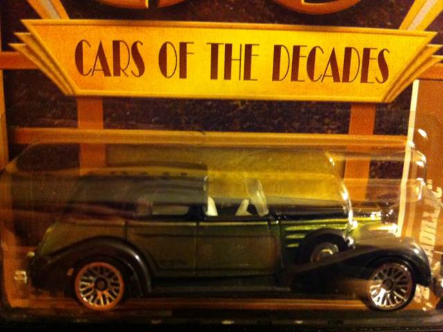’35 Cadillac - Cars Of The Decades toy car collectible - Main Image 2