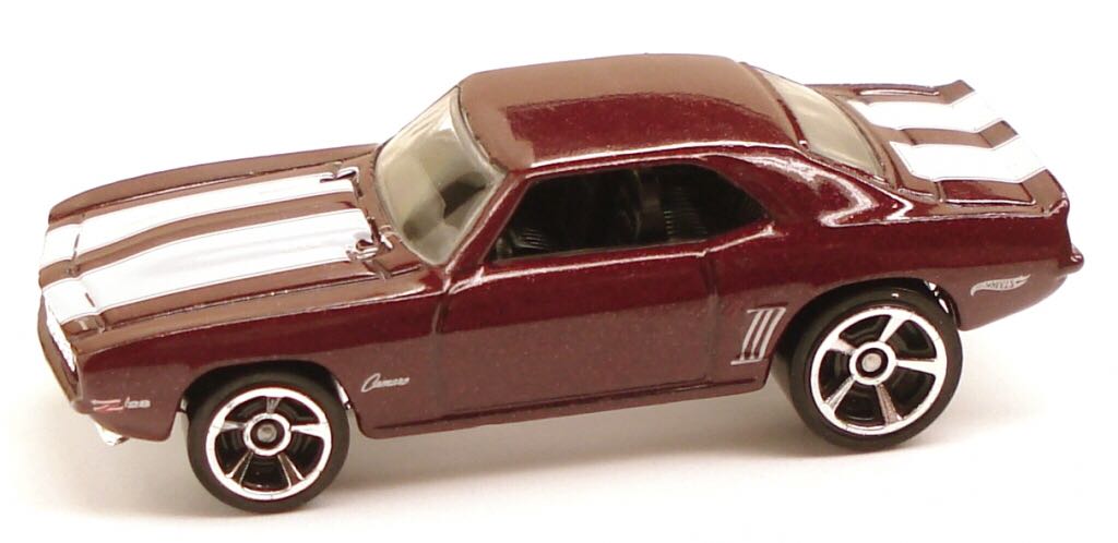 Hot Wheels Camaro ‘69 - HW Street Beasts toy car collectible - Main Image 2