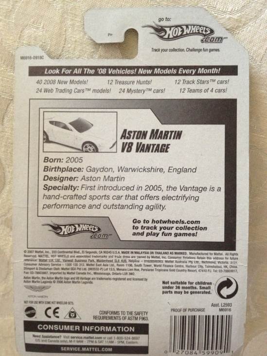 Aston Martin V8 Vantage - All Stars toy car collectible - Main Image 2