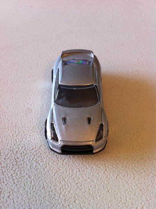 Nissan GT-R - HW Premiere ’09 toy car collectible - Main Image 2