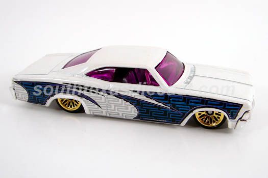 ‘65 Impala Lowrider - 2001 - HW Mainline toy car collectible - Main Image 2