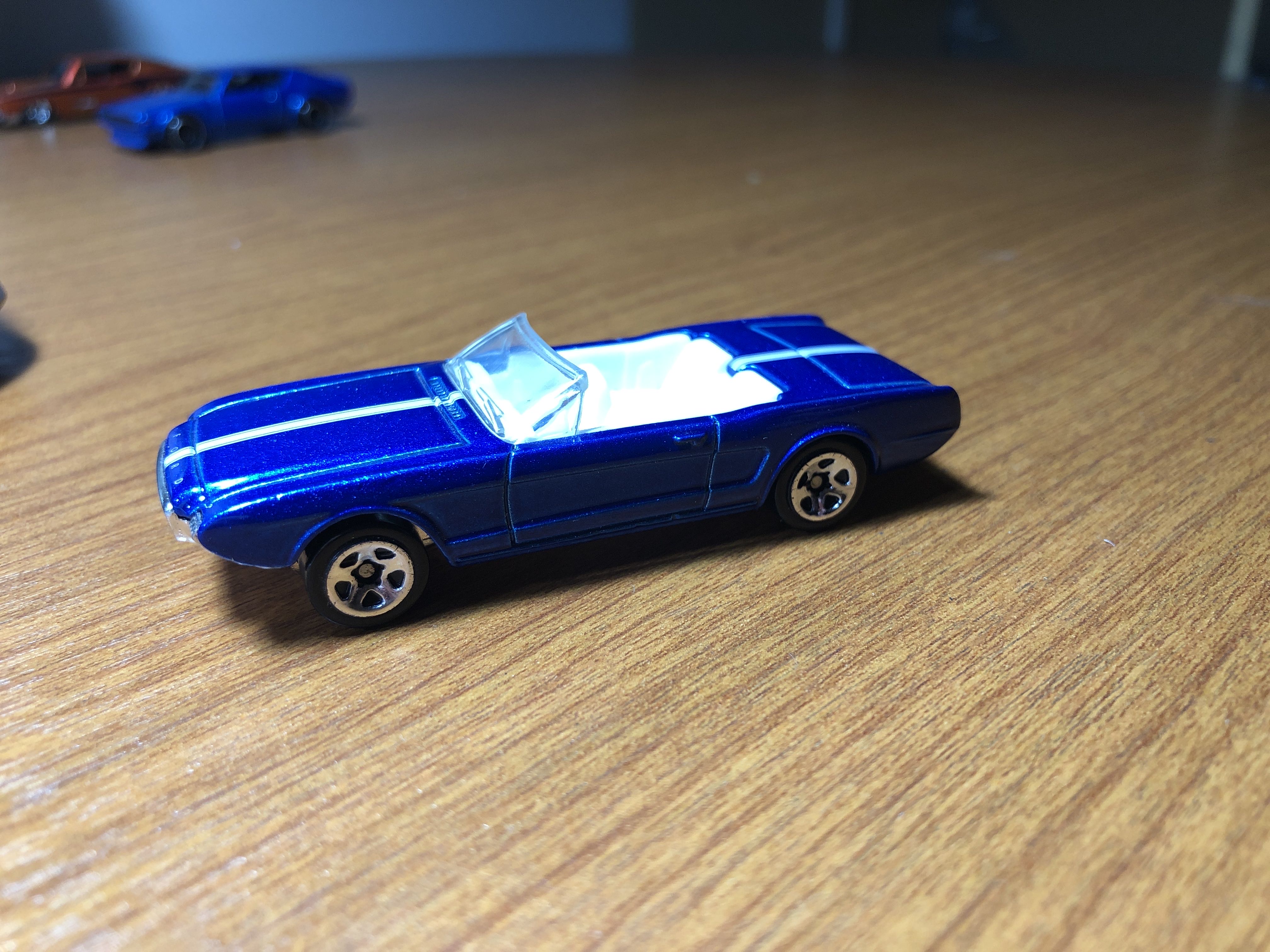 Ford ‘63 Mustang II Concept - 2011 New Models toy car collectible - Main Image 3