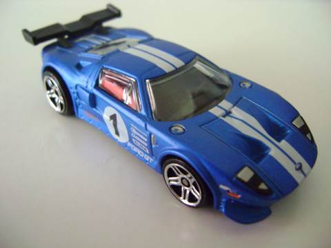 39/42 Ford GT LM - 2009 - HW New Models ‘09 toy car collectible - Main Image 2
