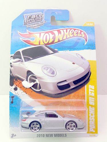 Porsche 911 GT2 - 2010 New Models toy car collectible - Main Image 2