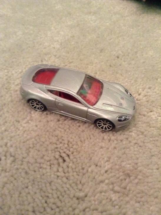 Aston Martin DBS - All Stars toy car collectible - Main Image 2