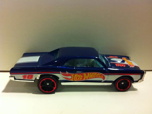 67 Pontiac GTO  toy car collectible - Main Image 2