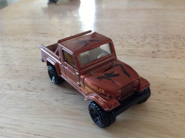 Jeep Scrambler Brown - Heat Fleet toy car collectible - Main Image 2